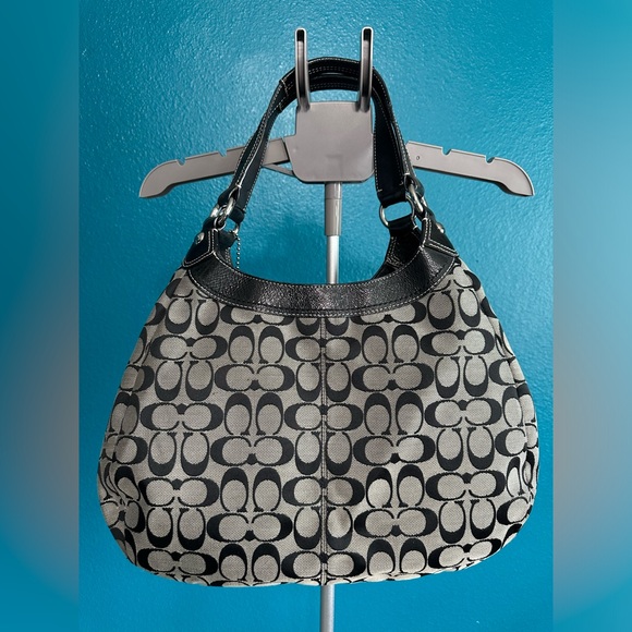 Coach Signature Monogram Soho Lynn Black Canvas Leather Shoulder Bag - Picture 10 of 12